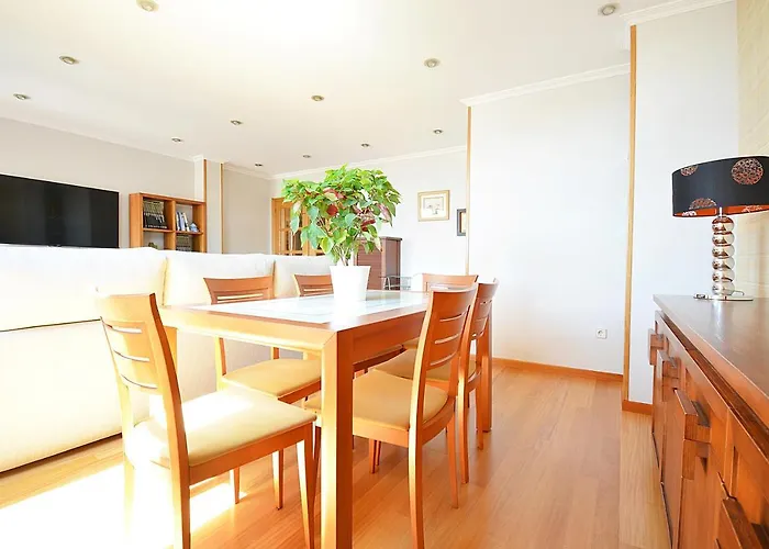 Galihost - Atico Con Terraza Y Vistas Al Mar En Vilagarcia